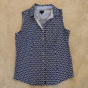 Talbots Blue and White Geometric Sleeveless Blouse